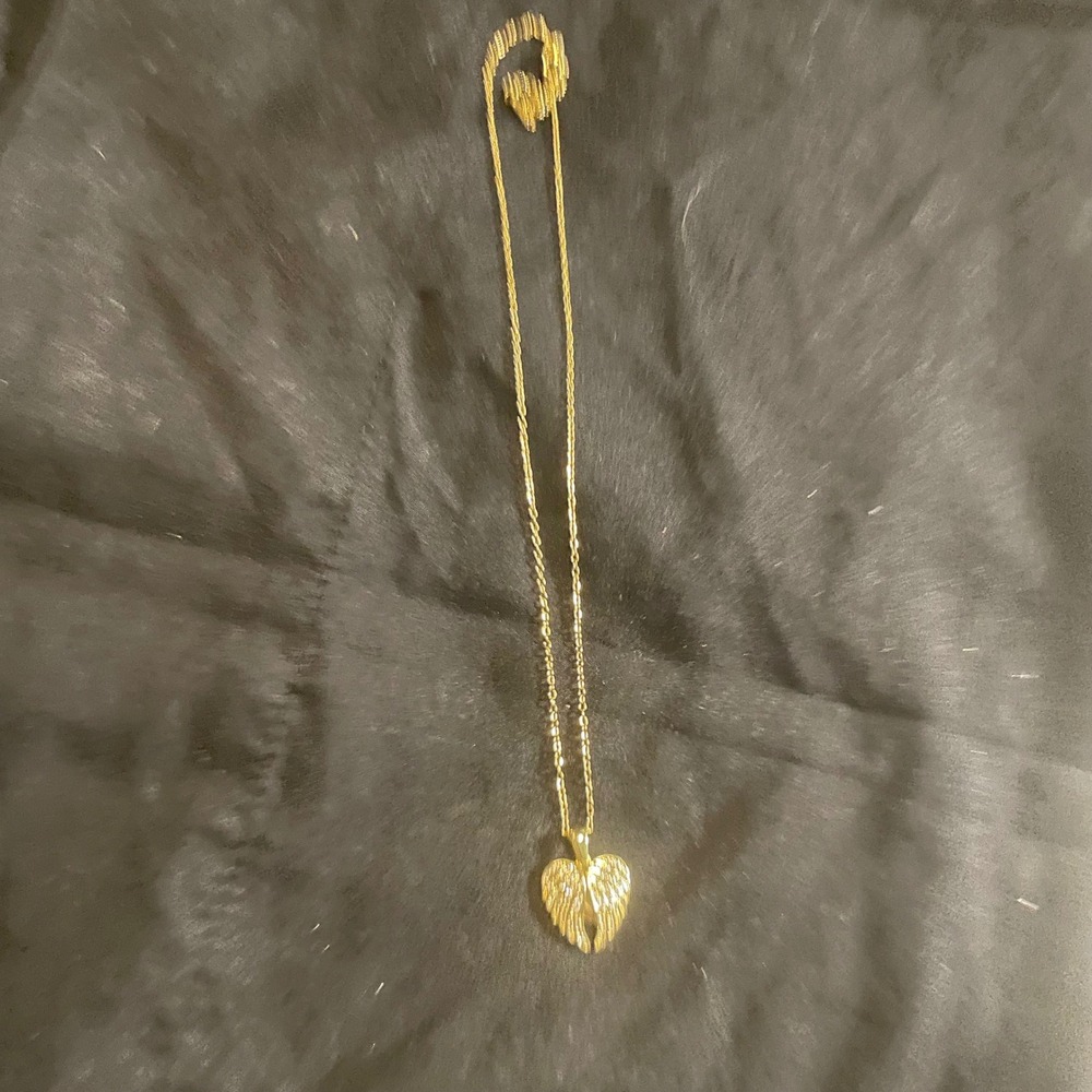 New Clarissa Gold Tone Angel Wings Heart Rhinestone Pendant Necklace